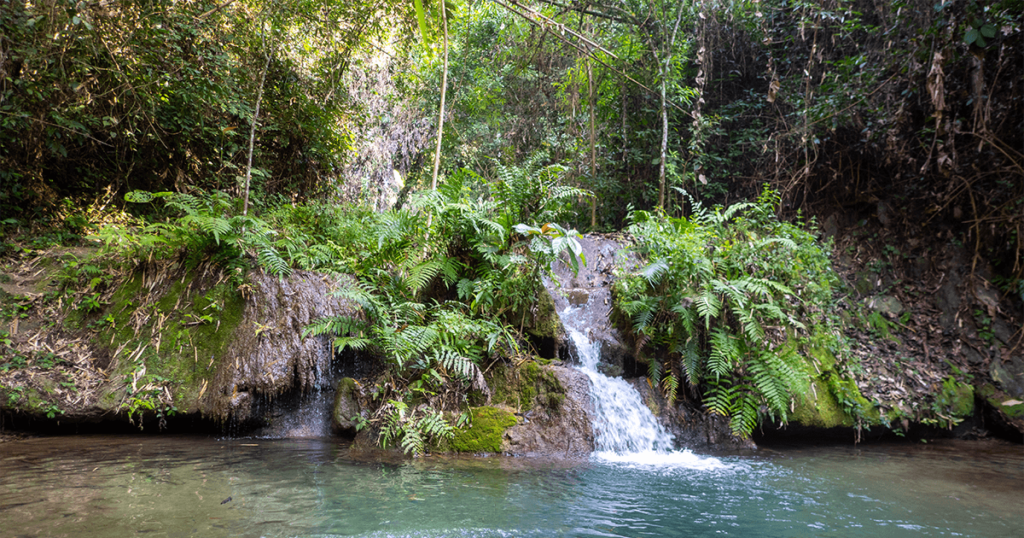 Tad Mook Waterfalls nearby Muang Ngoi and Nong Khai. This is the 2nd of the 3 waterfall levels.